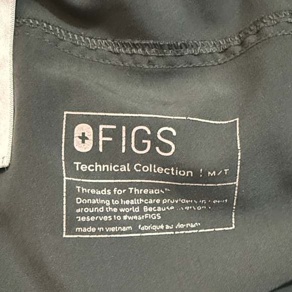FIGS Technical Collection Scrub Top in Olive - Picture 5 of 5